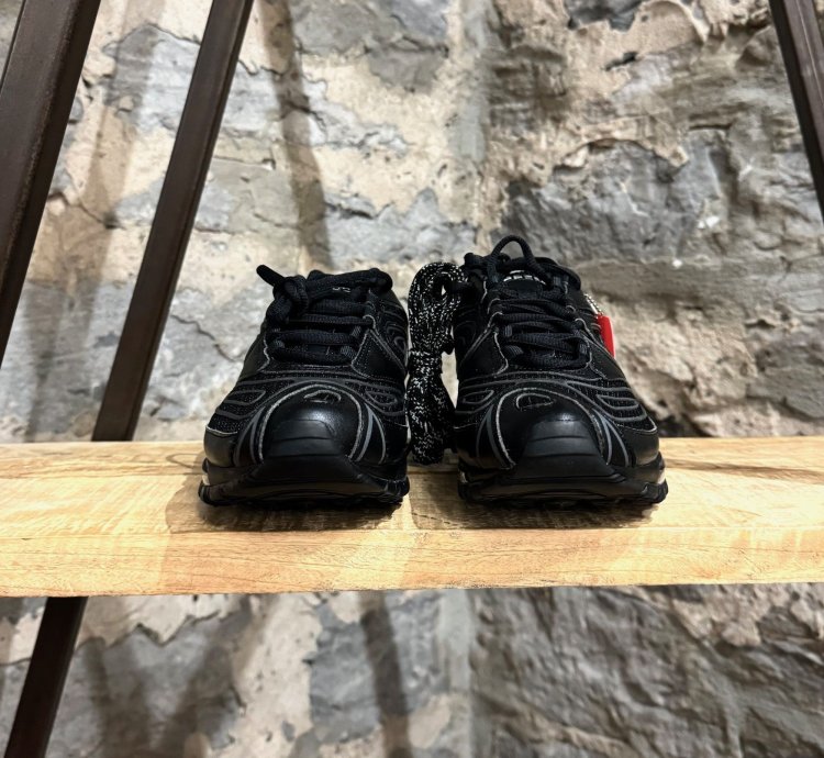 Nike Supreme Black Air Max 98 Tl Sp Sneakers