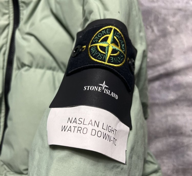 Stone Island 44132 Naslan Light Watro Down Jacket