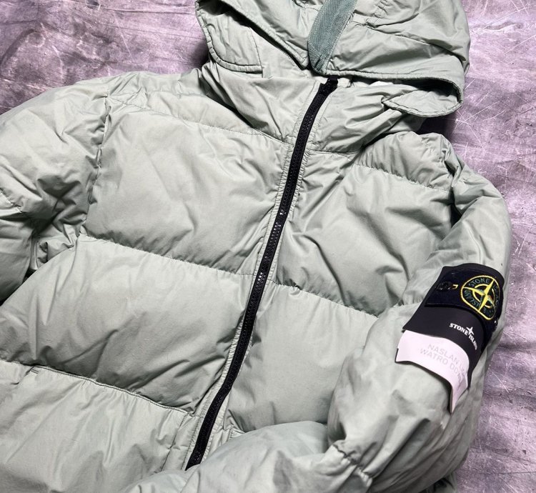 Stone Island 44132 Naslan Light Watro Down Jacket
