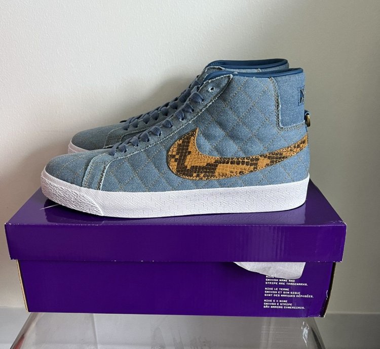 Nike Supreme Blazer Mid
