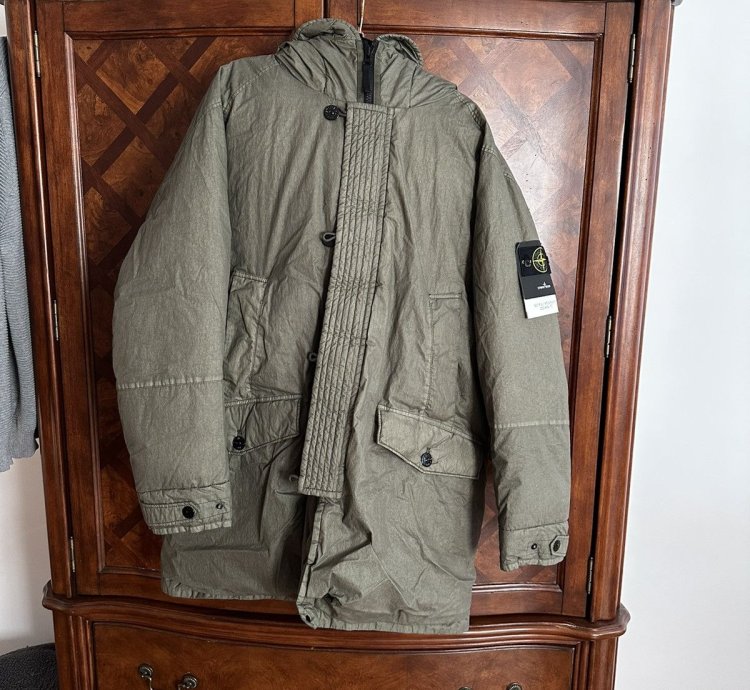 Stone Island 50 Fili Resinata Down-tc With Sheepskin Hood