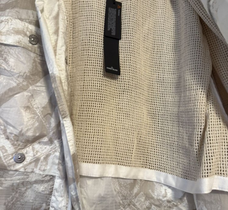 Stone Island 7100011 Uv-reactive Scan Camo On Nylon Ripstop
