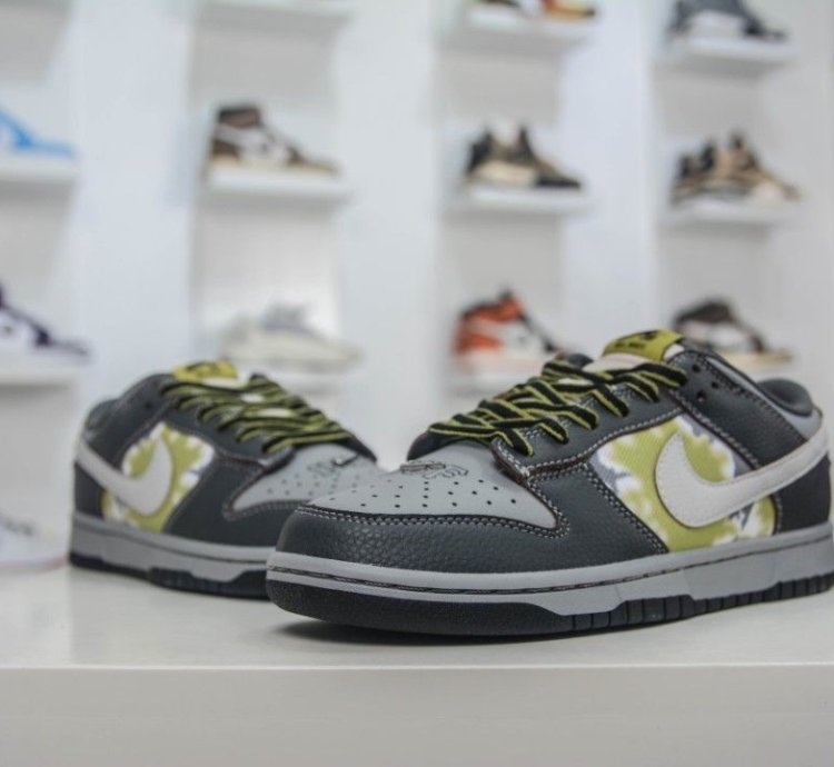Nike Sb Dunk Low - Huf Wait What Fd8775-002