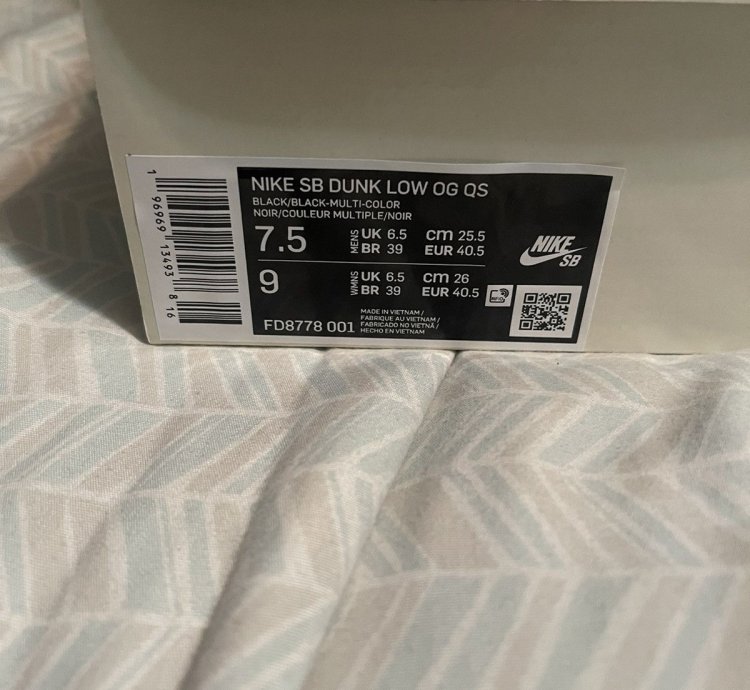 Nike Supreme Dunk Low