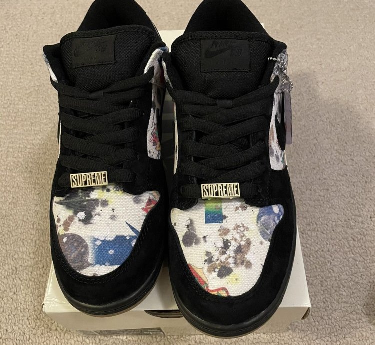 Nike Supreme Dunk Low Rammellzee