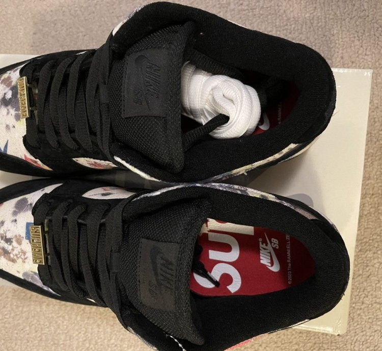 Nike Supreme Dunk Low Rammellzee