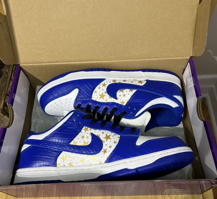 Nike Supreme Dunk Sb Supreme Stars Hyper Royal