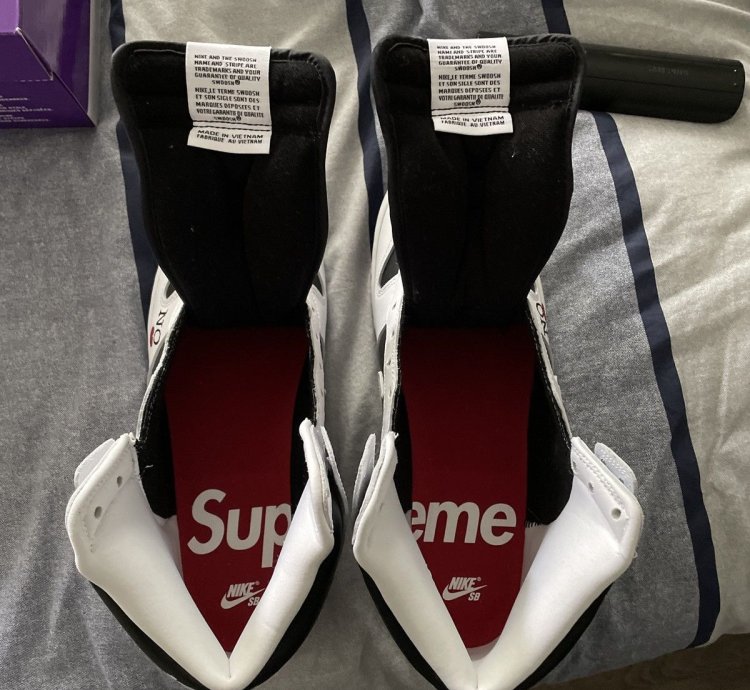Nike Supreme Sb Dunk High Og Qs Stormtrooper Necklace