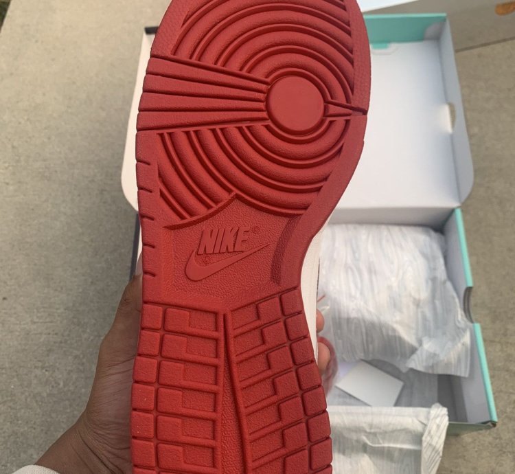 Nike Supreme Sb Dunk Low Red