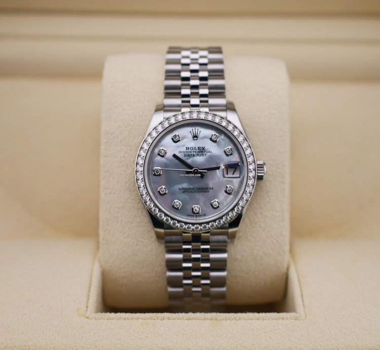 Rolex Datejust 31 31mm Diamond Bezel Stainless Steel Mop Diamond Dial Jubilee Bracelet