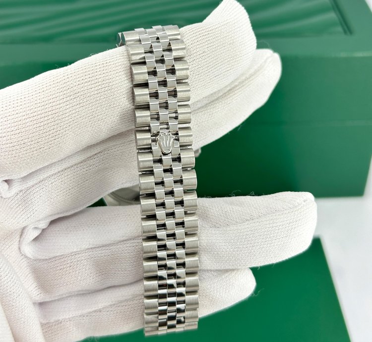 Rolex Datejust 31 31mm Purple Roman Jubilee 278384rbr-0030 Unworn 2024