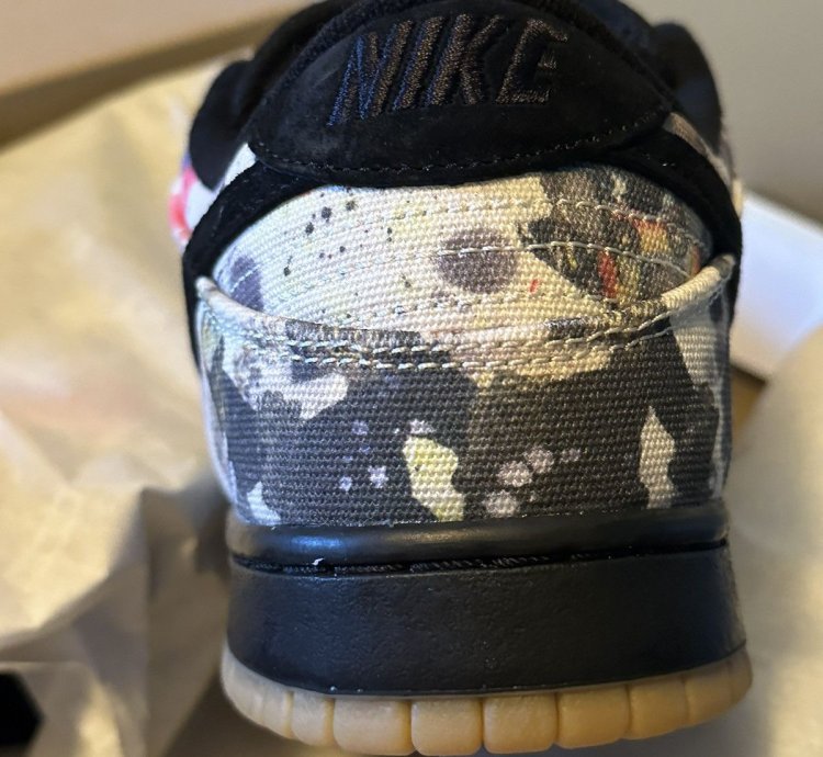 Nike Supreme Sh Dunk Low - Rammellzee