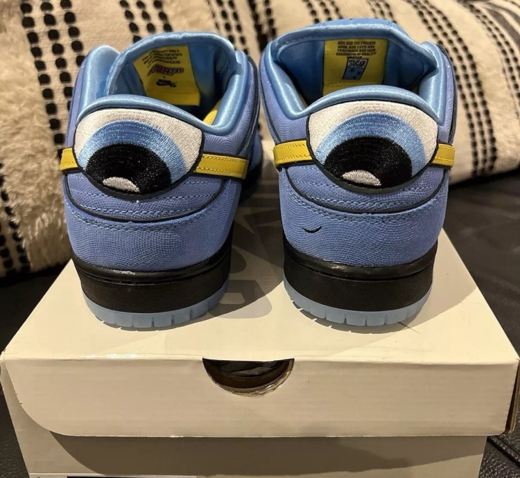 The Powerpuff Girls X Nike Dunk Low Pro Sb Qs Bubbles Fz8320 400