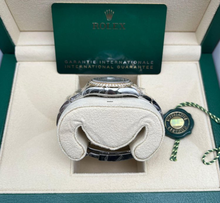 Rolex Datejust 31 Green Floral Oys