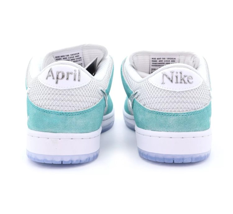Nike Sb Dunk Low Pro Qs Turbo Green Silver Fd2562-400