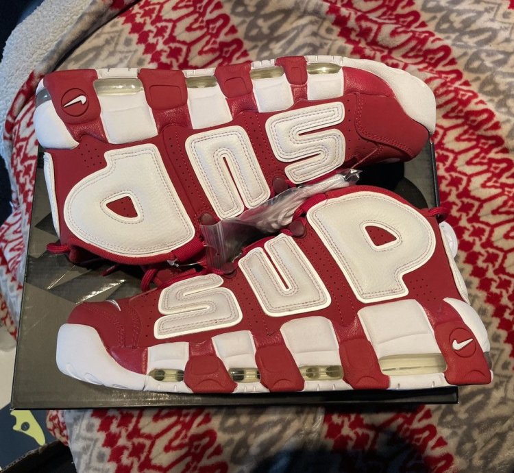 Nike Supreme Uptempo