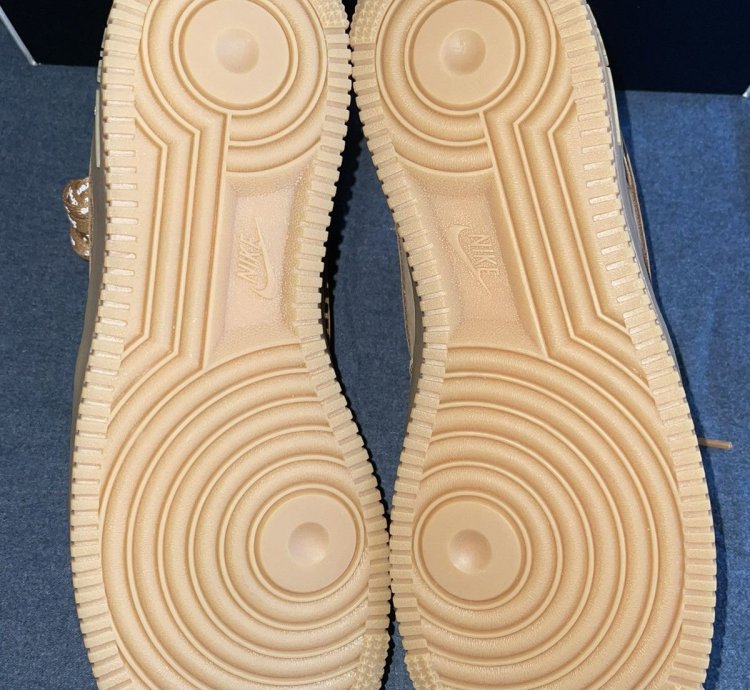 Nike Supreme Wheat Air Force One