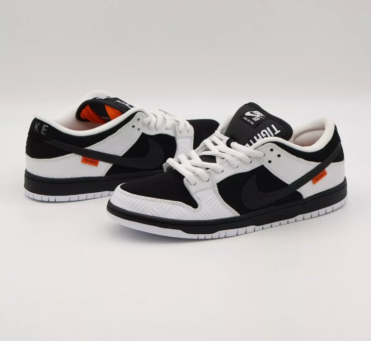 Nike Sb Dunk Low Pro Qs Black White Safety Orange Fd2629-100 Tightbooth