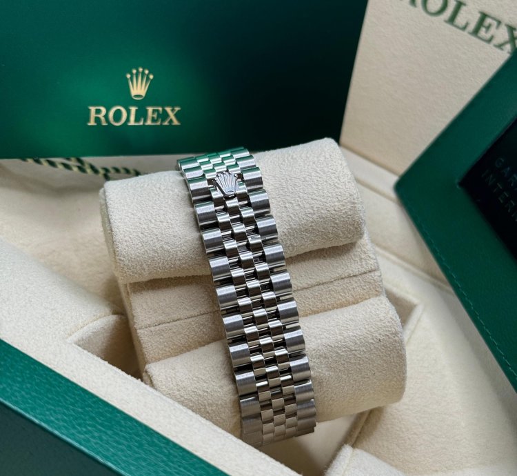 Rolex Datejust 31 New 2024 Mother Of Pearl Diamond Dial Diamond Bezel Stainless Steel Jubilee