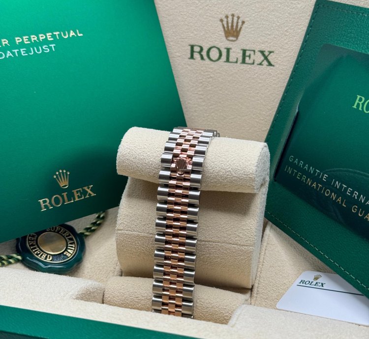 Rolex Datejust 31 New 2024 Mother Of Pearl Diamond Dial Diamond Bezel Two Tone Rose Gold Jubilee