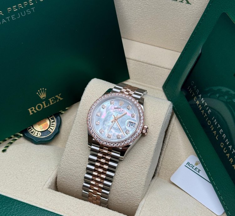Rolex Datejust 31 New 2024 Mother Of Pearl Diamond Dial Diamond Bezel Two Tone Rose Gold Jubilee