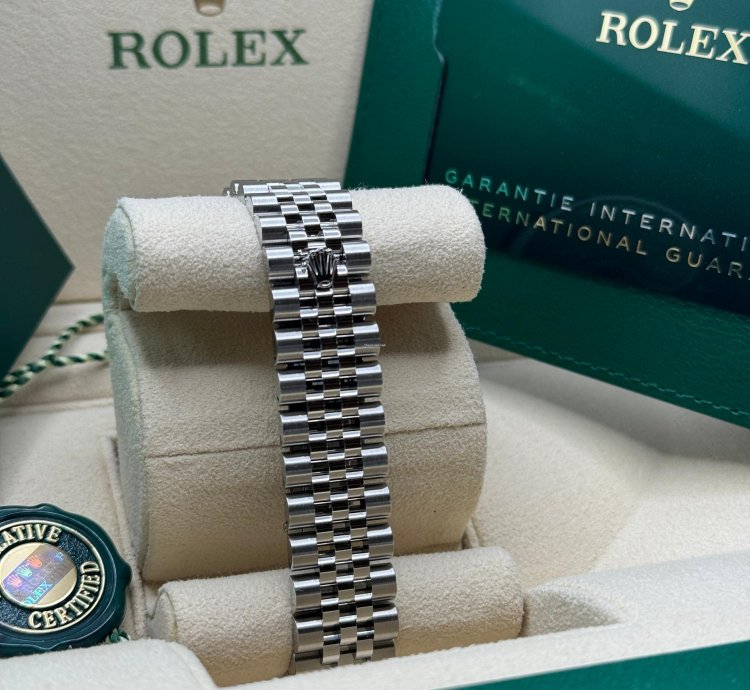 Rolex Datejust 31 New 2024 Pink Diamond Dial Diamond Bezel Stainless Steel Jubilee Bracelet