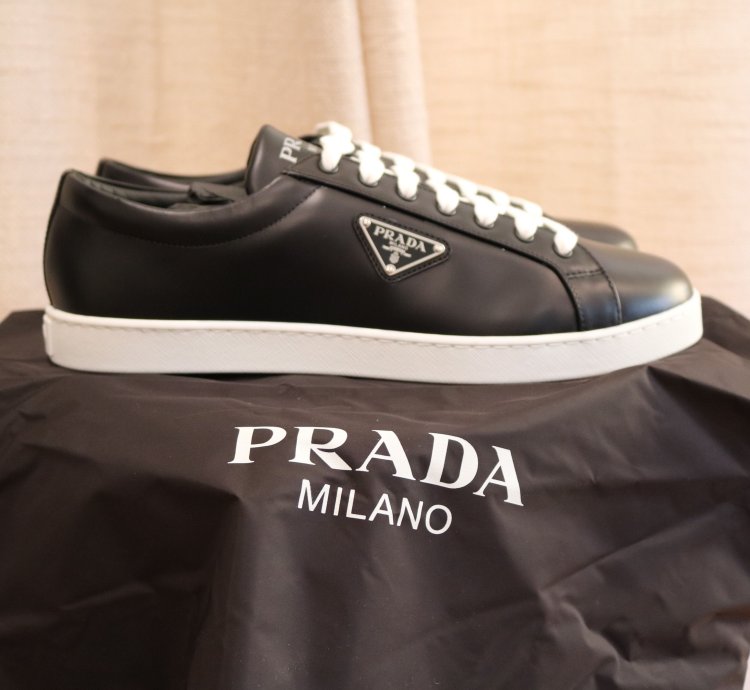 Nwt Prada Lane Spazzolato Leather Sneakers