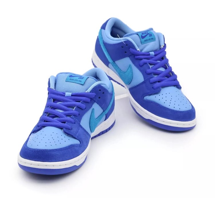 Nike Dunk Low Pro Sb Fruity Pack Blue Raspberry Dm0807-400
