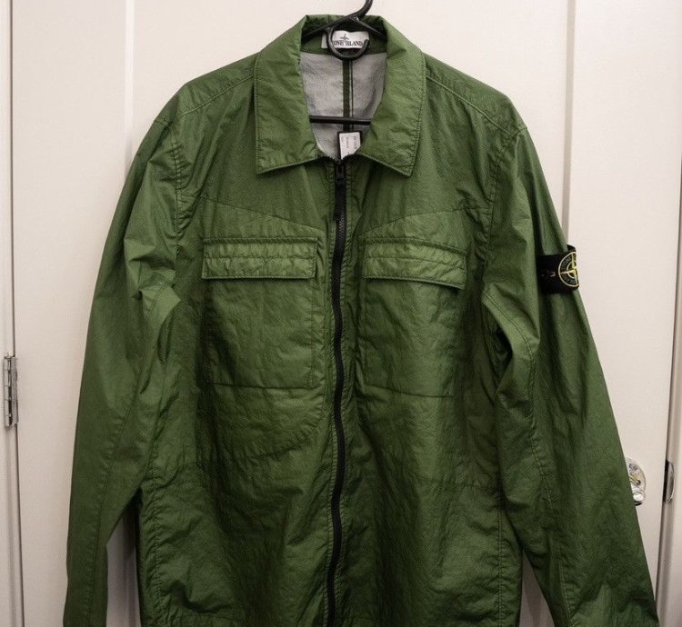 Stone Island Compass-patch Crinkled Zip-up Overshirt