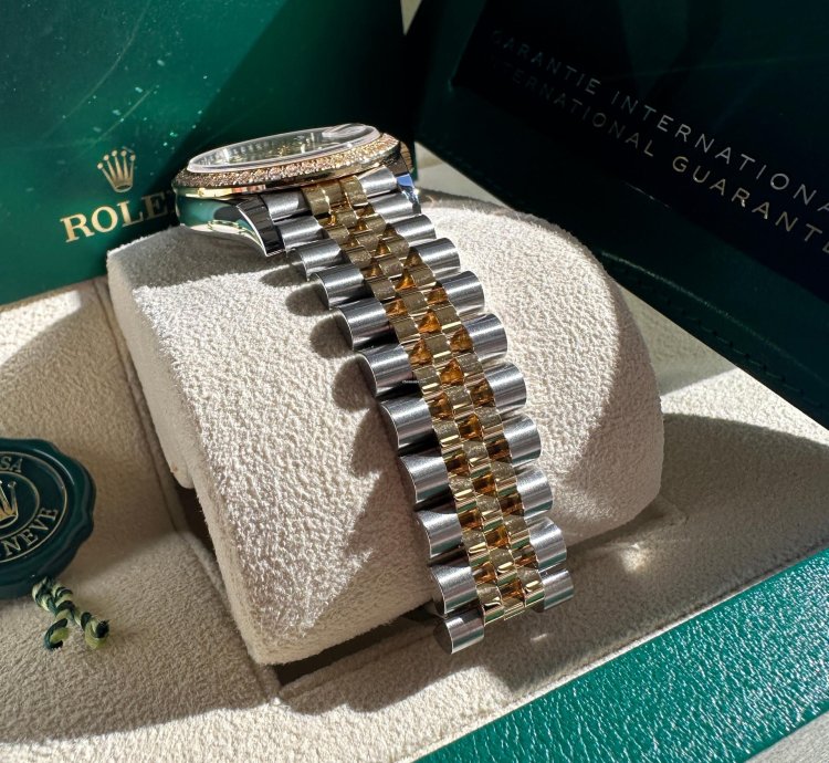 Rolex Datejust 31 New 2024 Silver Diamond Dial Diamond Bezel Two Tone Yellow Gold Jubilee