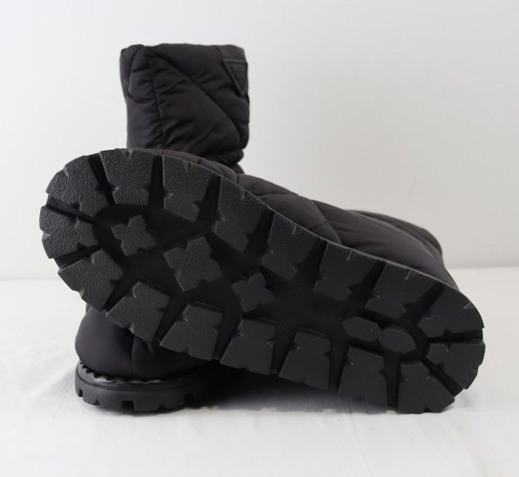 O1rshd1 Padded Re-nylon Booties In Black