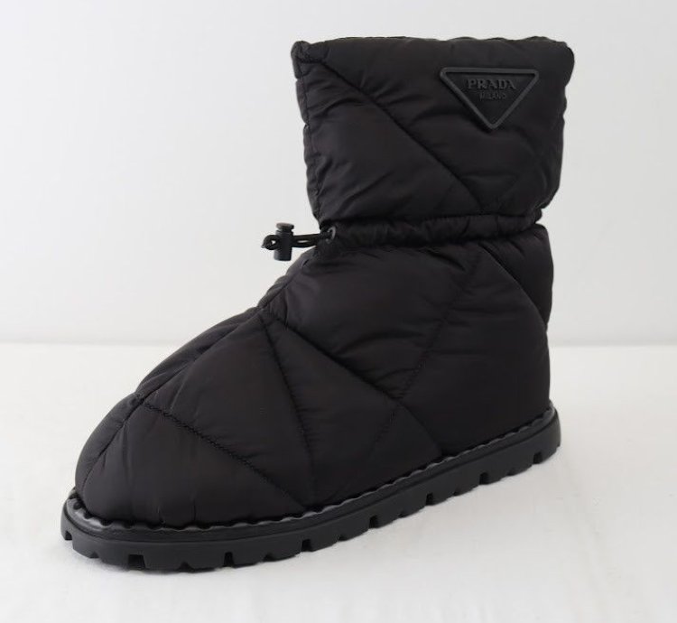 O1rshd1 Padded Re-nylon Booties In Black