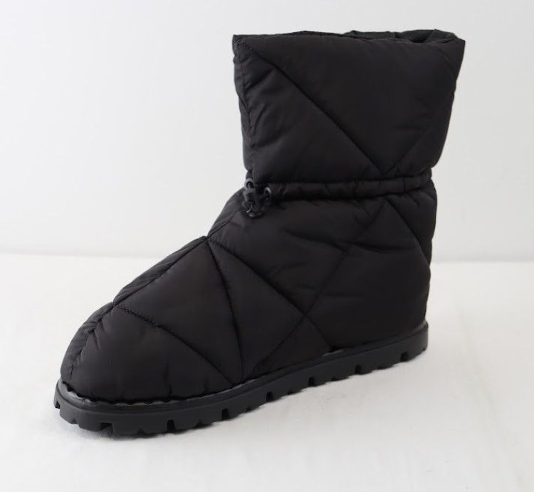 O1rshd1 Padded Re-nylon Booties In Black