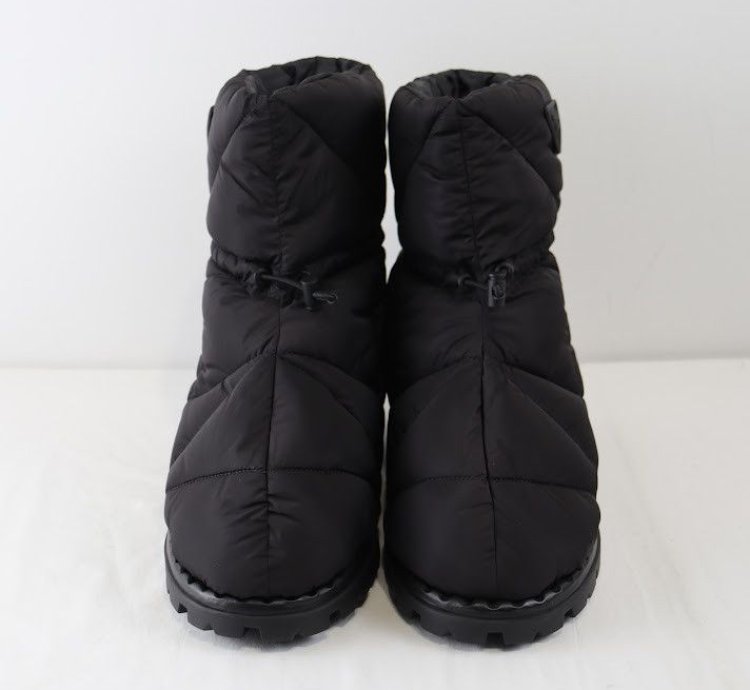 O1rshd1 Padded Re-nylon Booties In Black