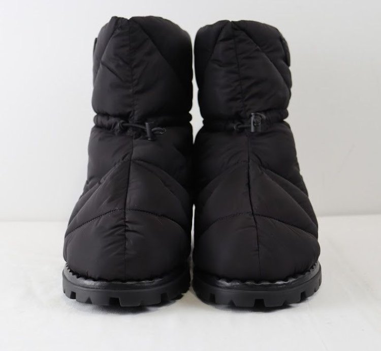 O1rshd1 Padded Re-nylon Booties In Black