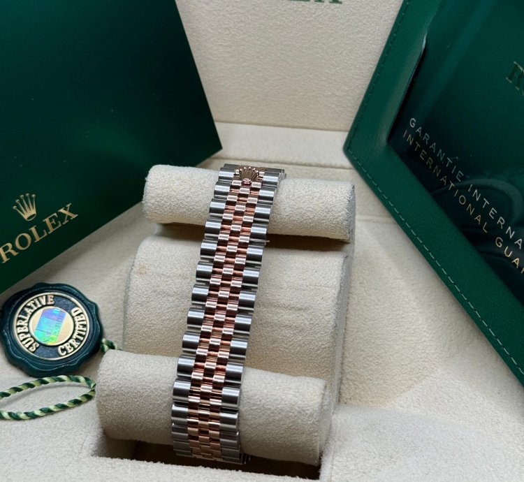 Rolex Datejust 31 New 2024 Sundust Pink Diamond Dial Diamond Bezel Two Tone Rose Gold Jubilee