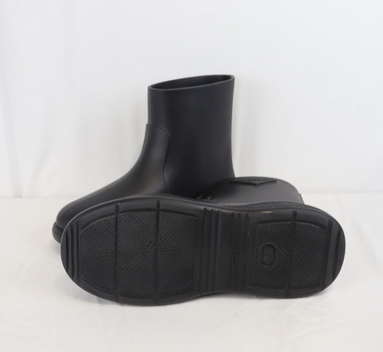 O1rshd1 Rubber Chelsea Boots In Black