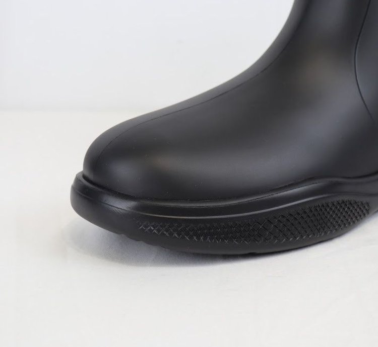 O1rshd1 Rubber Chelsea Boots In Black