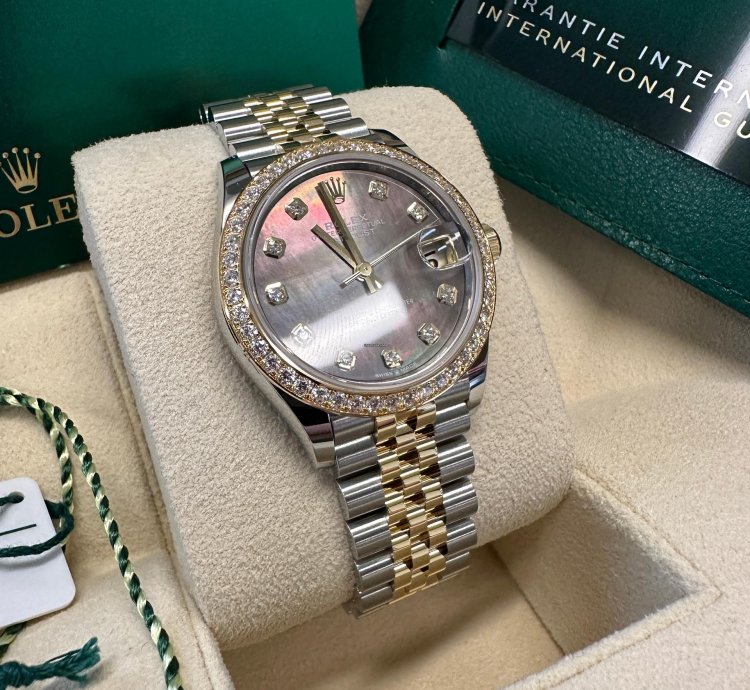 Rolex Datejust 31 New 2024 Tahitian Dark Mother Of Pearl Dial Two Tone Yellow Gold Diamond Bezel