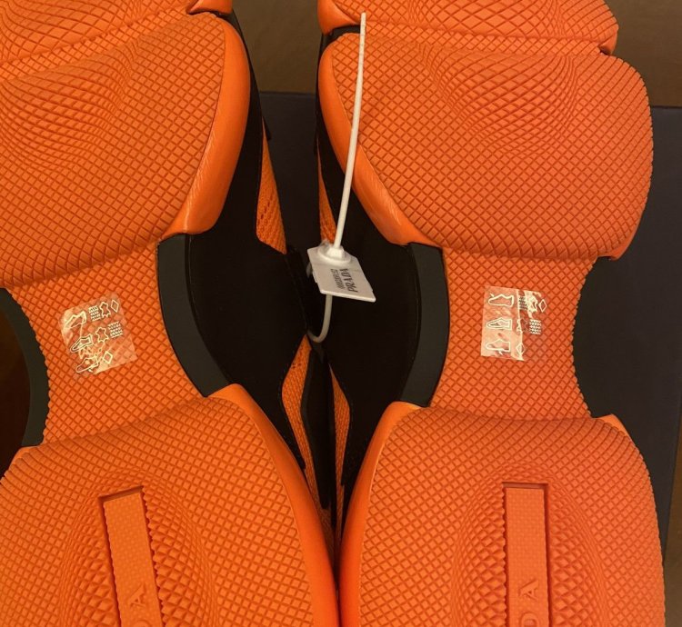 Orange Cloudbust Low Top Sneaker Sz40