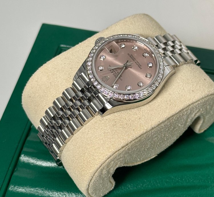 Rolex Datejust 31 Pink Diamond Dial Diamond Bezel Jubilee