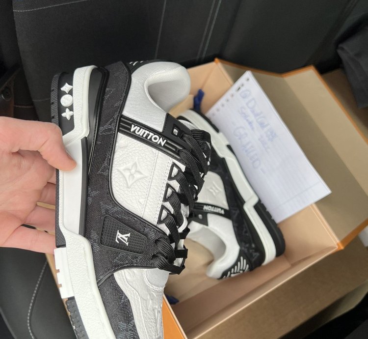 Pop Up Lv5 5 Trainer Black Denim Lv