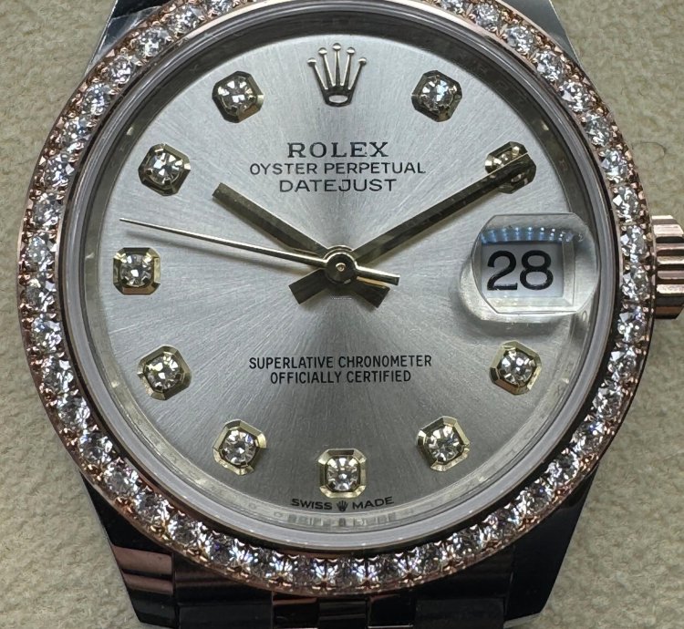 Rolex Datejust 31 Silver Diamond Dial Unworn