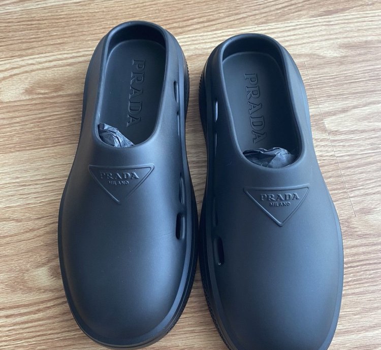 Prada - Mellow Mule