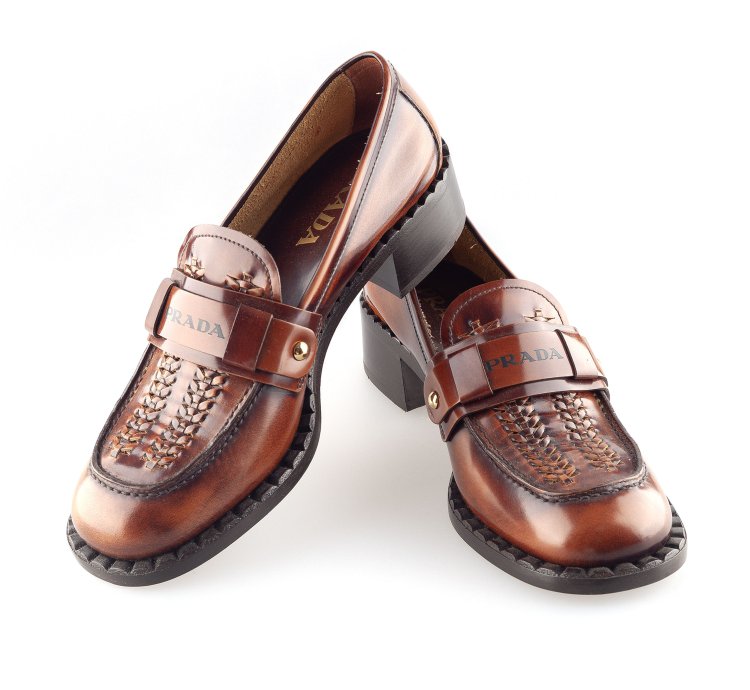 Prada 2020 Ready To Wear Brown Leather Loafers 38 5 Eu