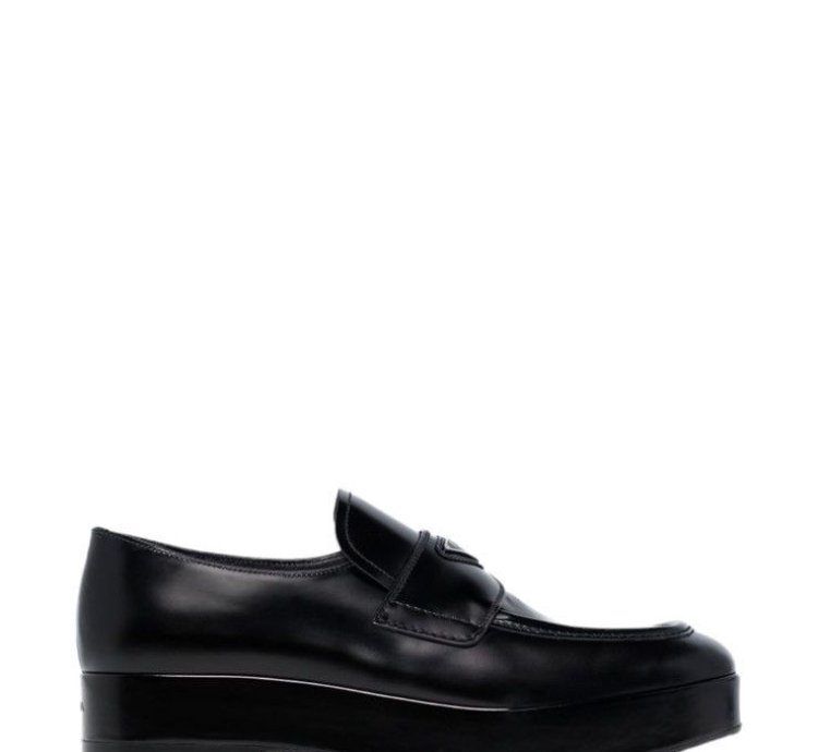 Prada 50 Brushed Leather Loafers