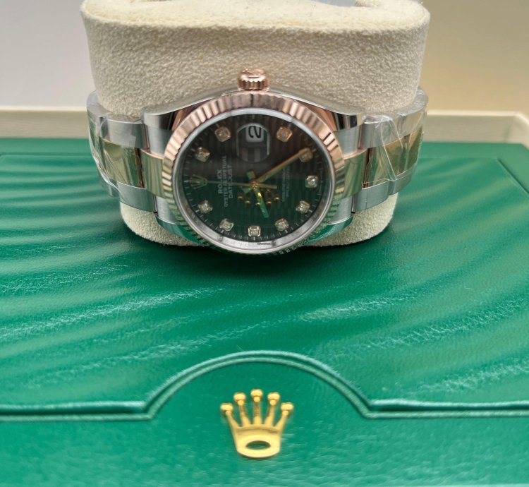 Rolex Datejust 36 126231 Grey Fluted Diamond Oyster