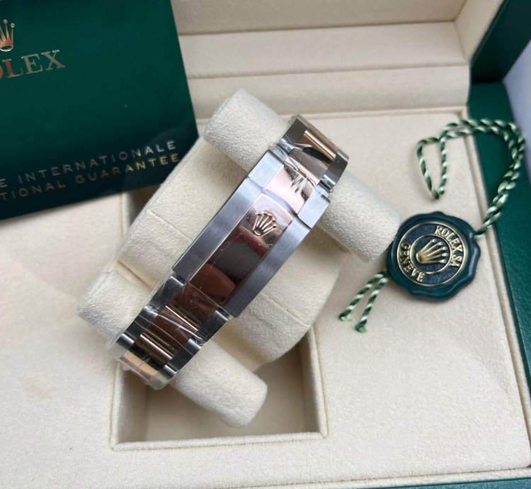 Rolex Datejust 36 126231 Grey Fluted Diamond Oyster