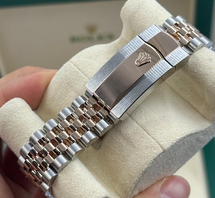 Rolex Datejust 36 126231ng Mother Of Pearl Jubilee