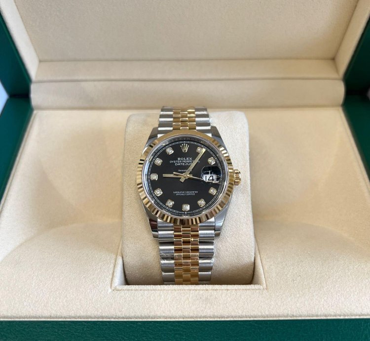 Rolex Datejust 36 126233g Black Diamond Dial Yellow Gold Steel Jubilee